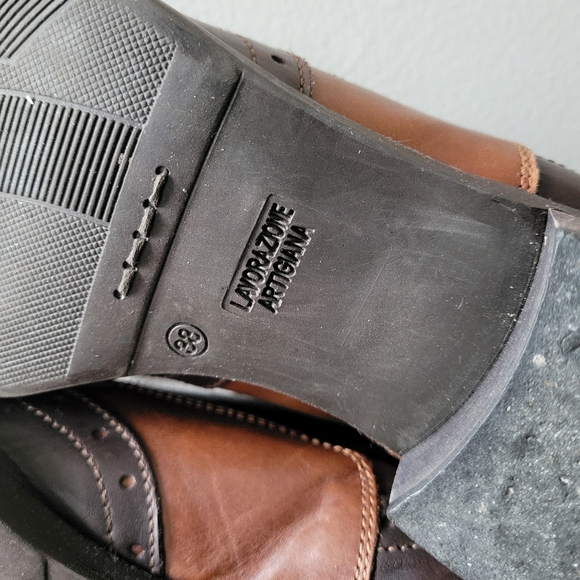 Oxford lace up shoes in brown and tan leather colourway - Picture 7 of 9